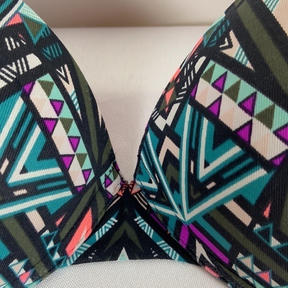 Victoria Secret Pink Classic or Crossback Wear Everywhere Colorful Push-up Bra - Picture 3 of 14